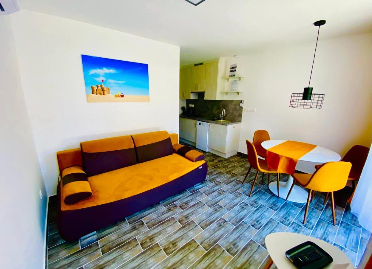 Lilac Apartman Балатонлеле Екстериор снимка