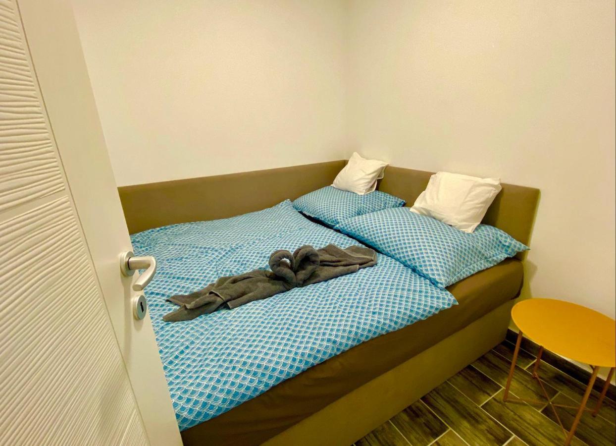 Lilac Apartman Балатонлеле Екстериор снимка